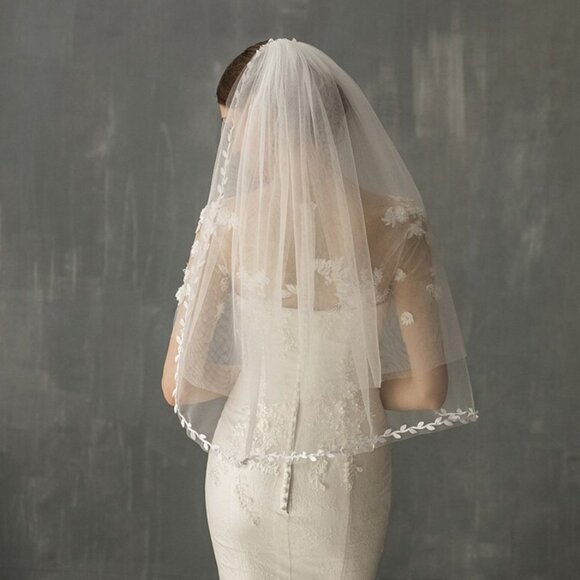 Wedding veil white bridal floral white pearls medium elbow length elegant new